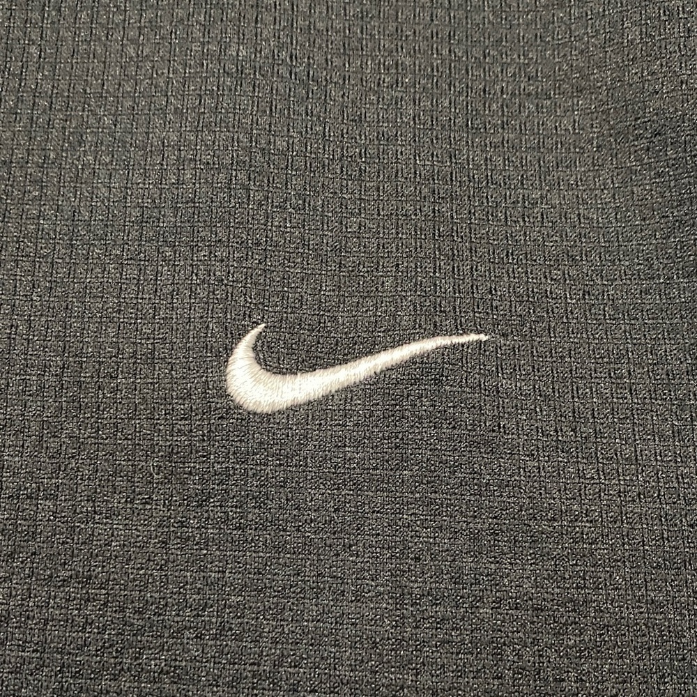 Nike Men's Black Short Sleeve Sphere Dry Tee, Size XL. - Picture 3 of 10